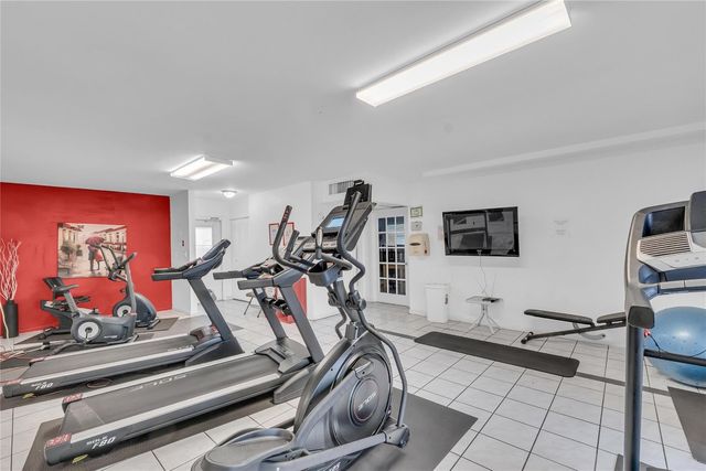 4441 NW 16th Street J311, Lauderhill, FL 33313