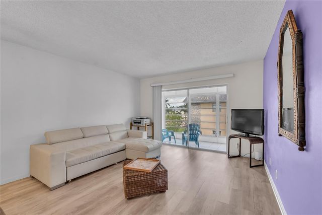 4441 NW 16th Street J311, Lauderhill, FL 33313