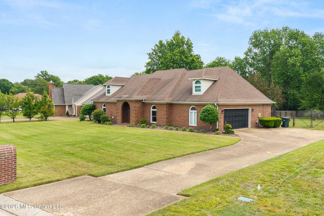 7254 Flower Creek Drive, Southaven, MS 38671