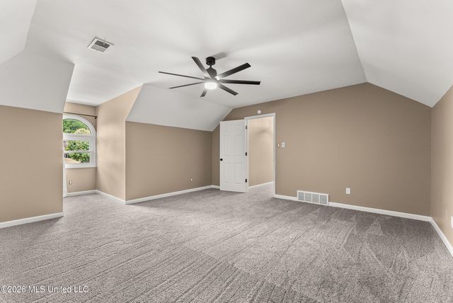 7254 Flower Creek Drive, Southaven, MS 38671