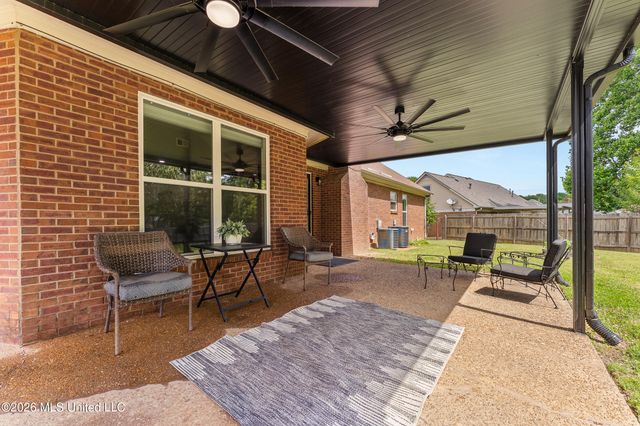 7254 Flower Creek Drive, Southaven, MS 38671