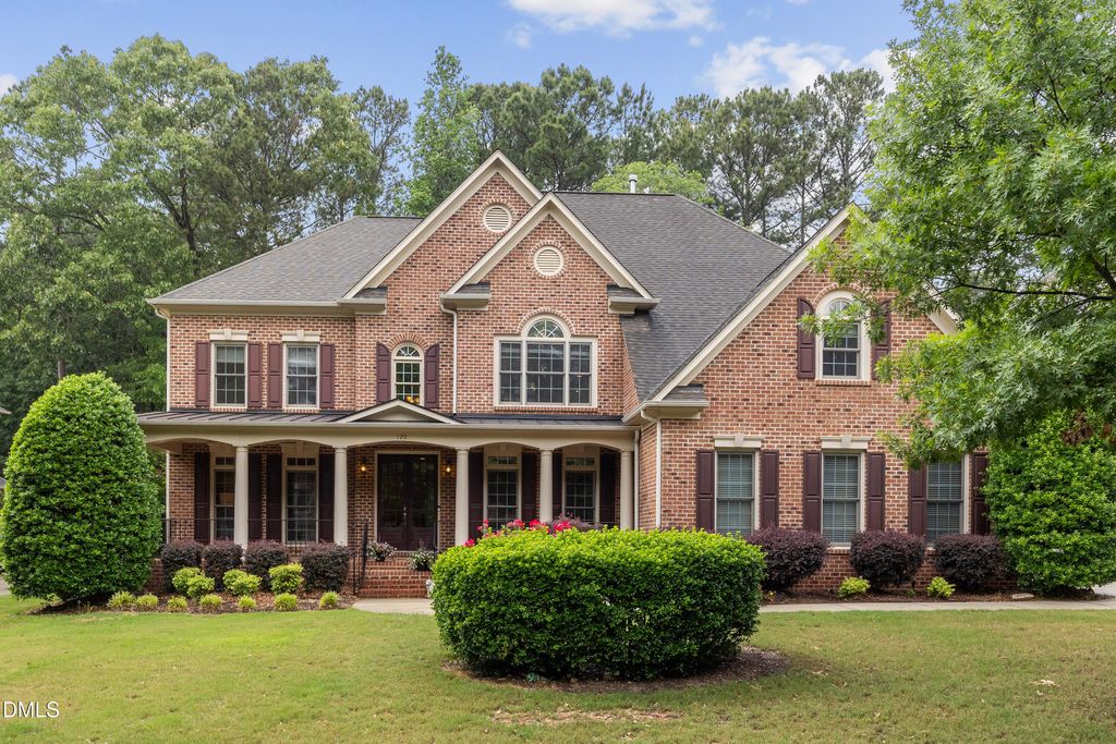 120 Aspenridge Drive, Holly Springs, NC 27540