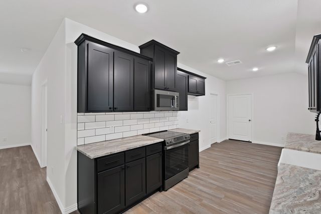 116 Sedona Creek Court, Poolville, TX 76487