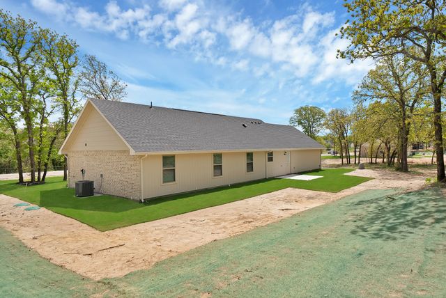 116 Sedona Creek Court, Poolville, TX 76487