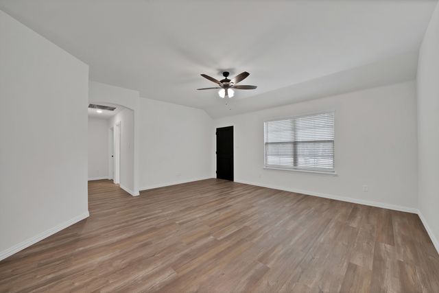 116 Sedona Creek Court, Poolville, TX 76487