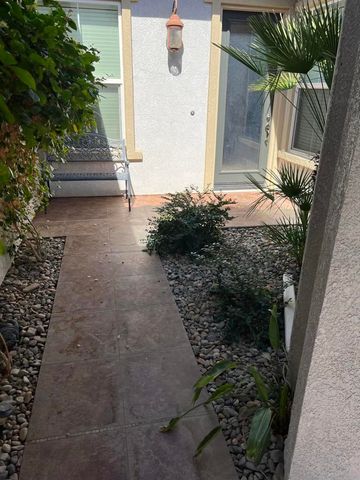 59 Shoreline Drive, Rancho Mirage, CA 92270