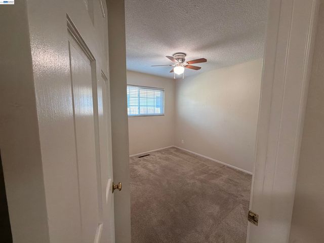 312 Robert Way, Livermore, CA 94550