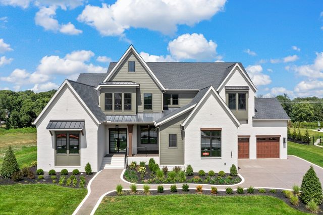 527 Divine Ct, Arrington, TN 37014
