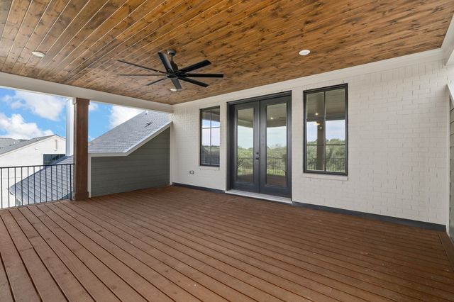 527 Divine Ct, Arrington, TN 37014