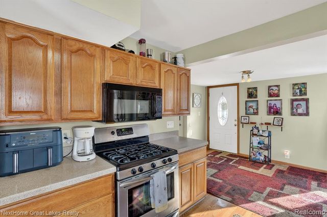 726 W 2nd Street, Davison, MI 48423