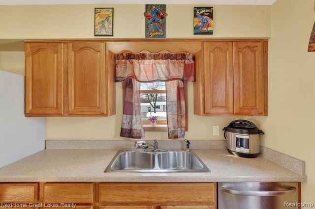 726 W 2nd Street, Davison, MI 48423