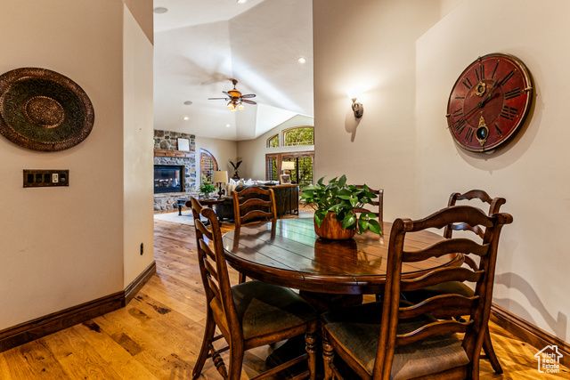 3357 E GLACIER LN, Sandy, UT 84092