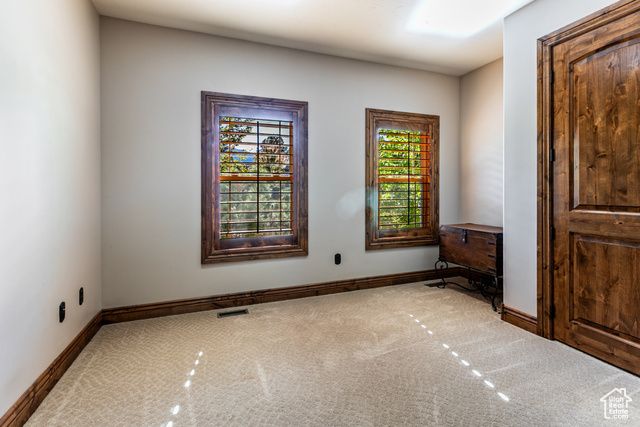 3357 E GLACIER LN, Sandy, UT 84092