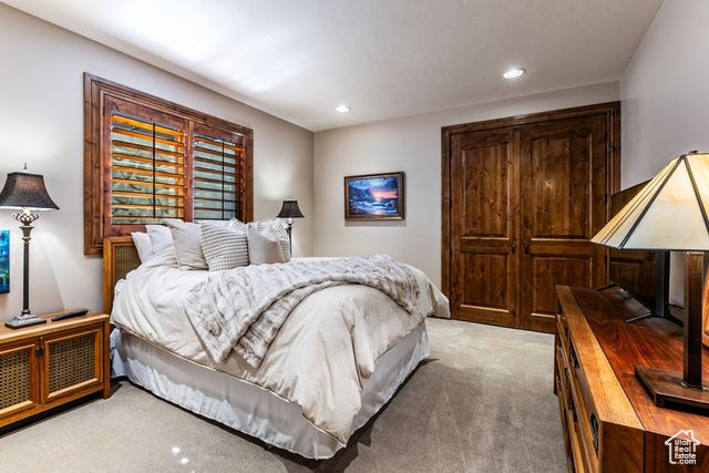 3357 E GLACIER LN, Sandy, UT 84092