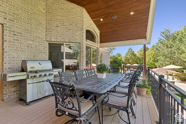 3357 E GLACIER LN, Sandy, UT 84092