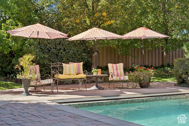 3357 E GLACIER LN, Sandy, UT 84092