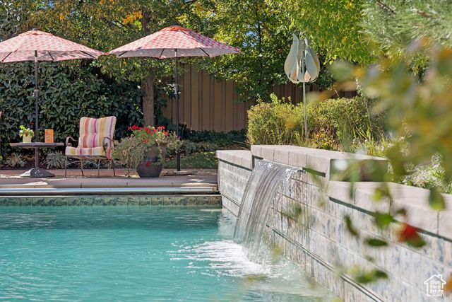 3357 E GLACIER LN, Sandy, UT 84092