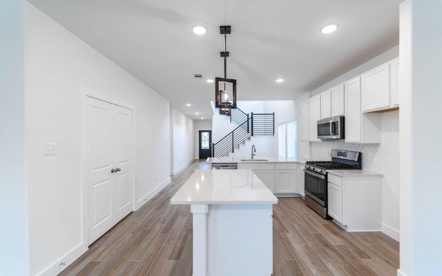 734 Stagecoach Drive, Dayton, TX 77535