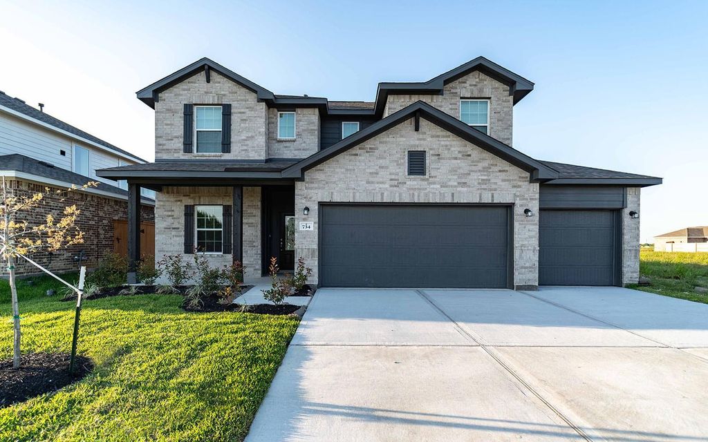 734 Stagecoach Drive, Dayton, TX 77535