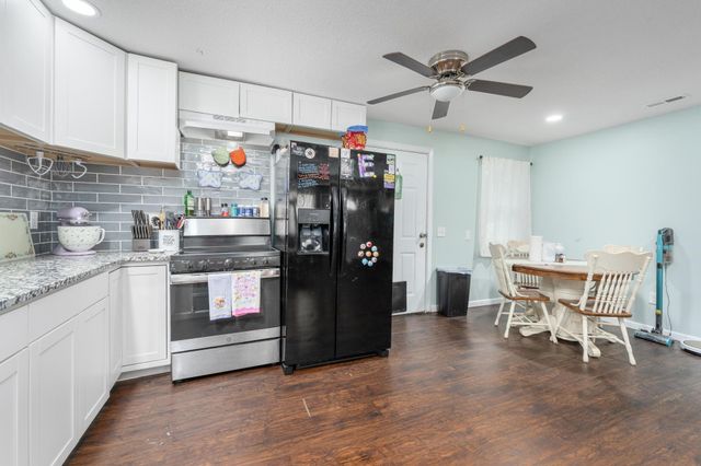 4210 E Menlo Dr, Wichita, KS 67218