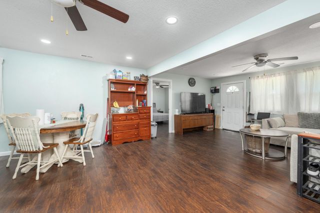 4210 E Menlo Dr, Wichita, KS 67218