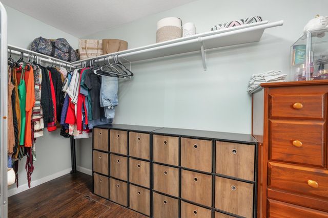 4210 E Menlo Dr, Wichita, KS 67218