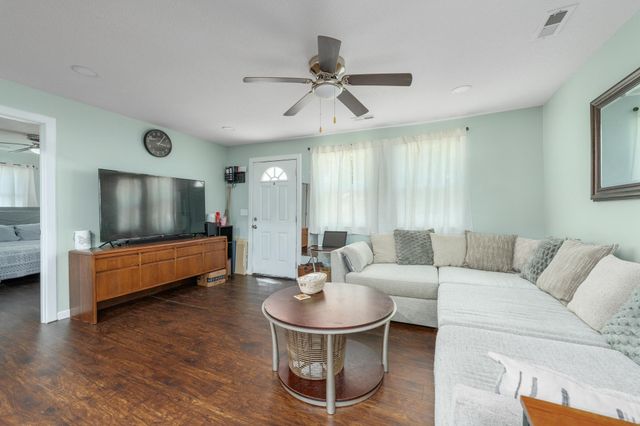 4210 E Menlo Dr, Wichita, KS 67218