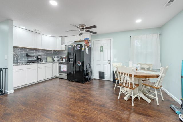 4210 E Menlo Dr, Wichita, KS 67218