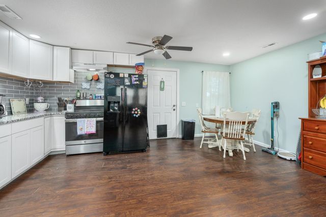 4210 E Menlo Dr, Wichita, KS 67218