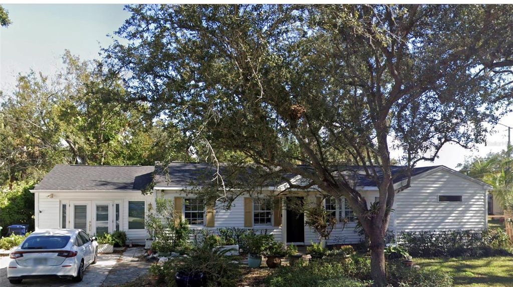 4204 S RENELLIE DRIVE, Tampa, FL 33611