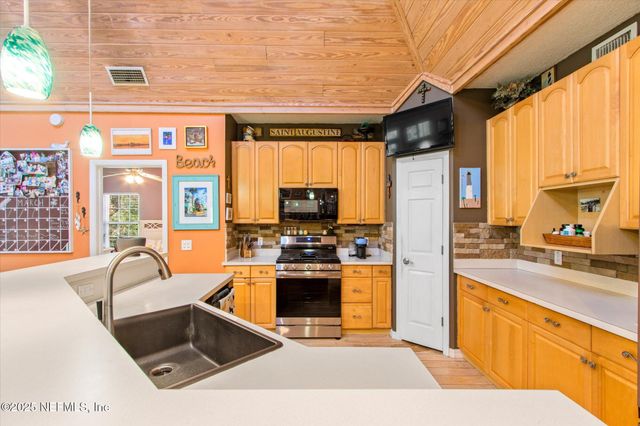 1440 CORUNNA Street, St. Augustine, FL 32080