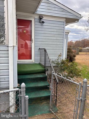 41 PENDLETON RD, Fredericksburg, VA 22405