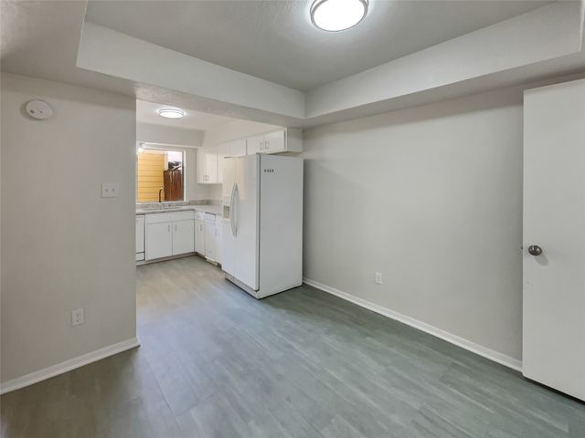 1985 Shorewood Drive, Grapevine, TX 76051