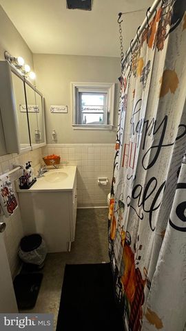 453 PRINCE ST, Woodbury, NJ 08096