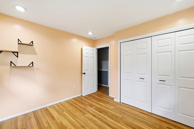 277 Brainerd St, South Hadley, MA 01075