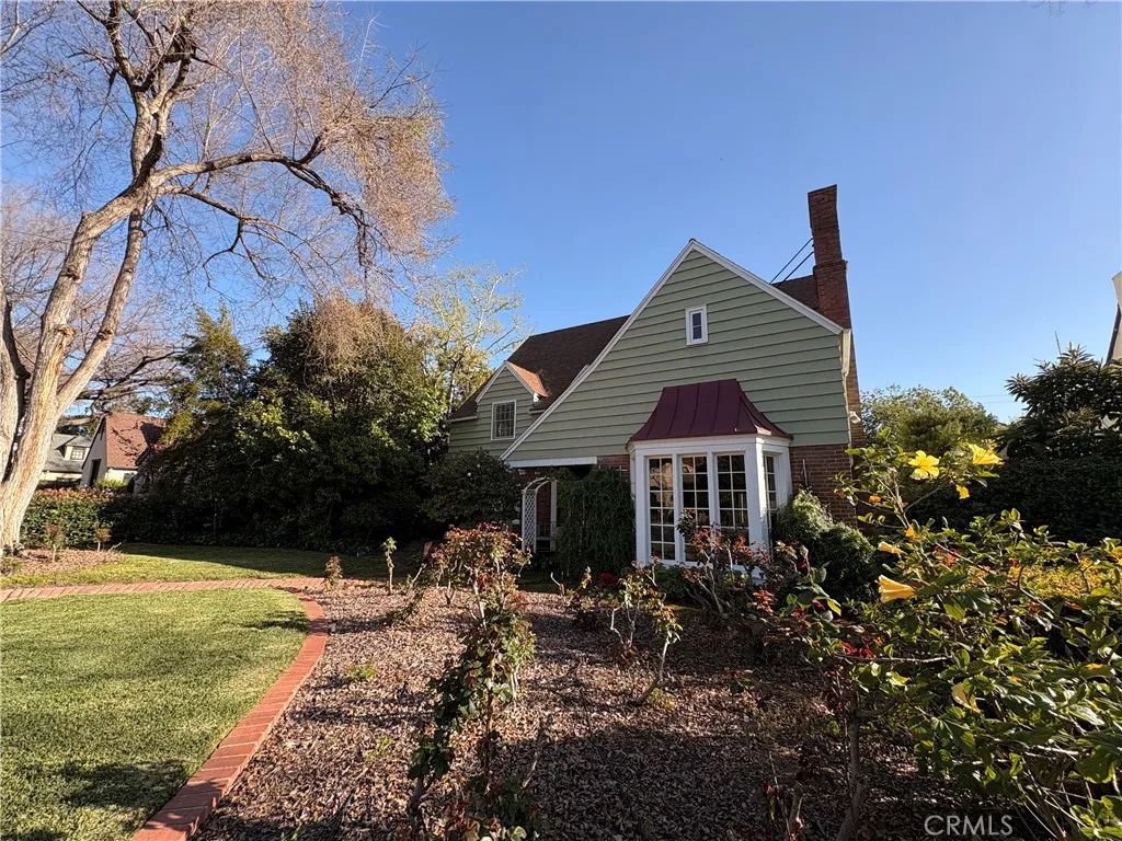 440 W 11th, Claremont, CA 91711