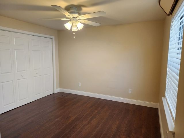 1 Old Colony Rd 116, Mansfield, MA 02048