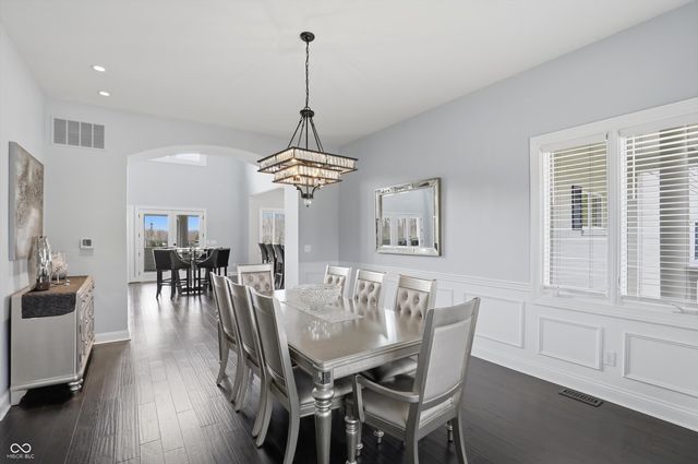 10701 Club Chase, Fishers, IN 46037