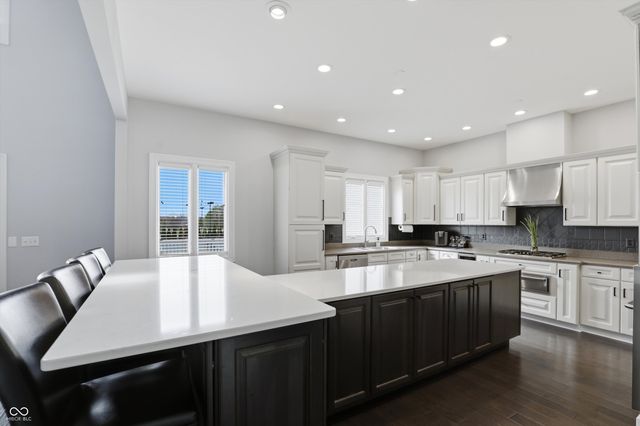 10701 Club Chase, Fishers, IN 46037