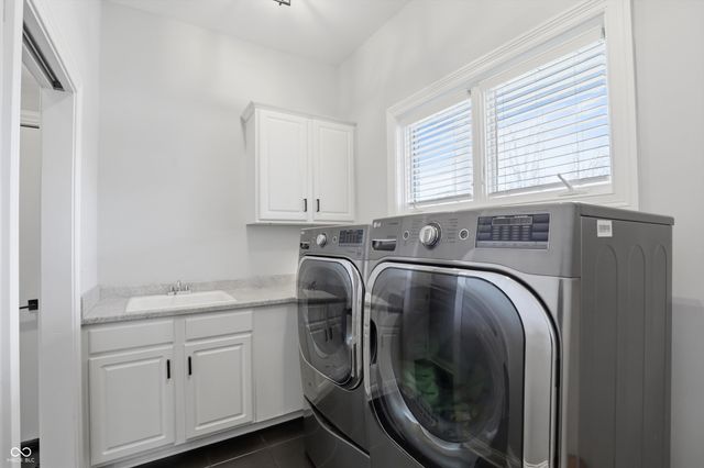 10701 Club Chase, Fishers, IN 46037