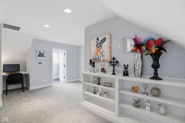 10701 Club Chase, Fishers, IN 46037