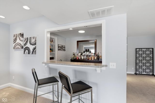 10701 Club Chase, Fishers, IN 46037