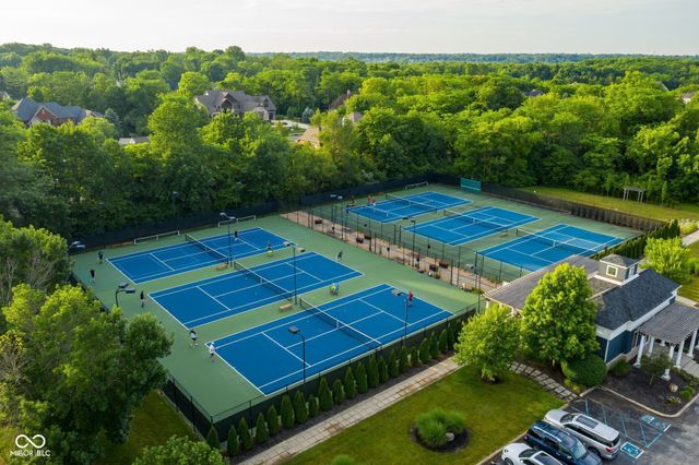 10701 Club Chase, Fishers, IN 46037
