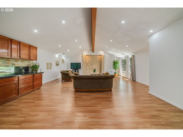 1000 S KING St, Seaside, OR 97138