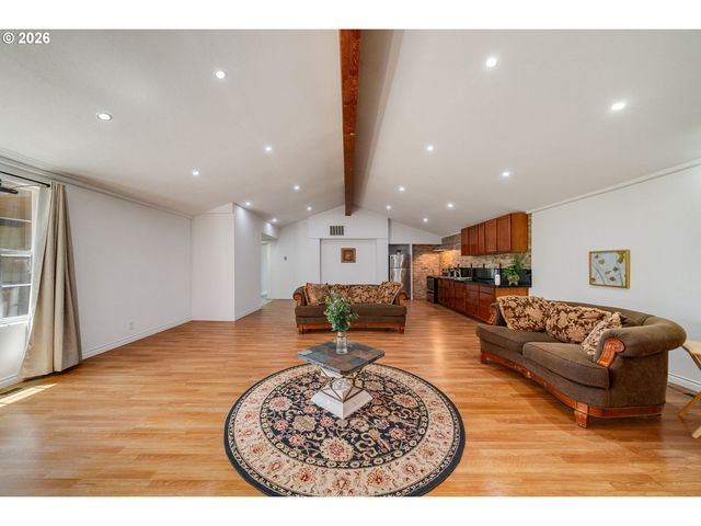 1000 S KING St, Seaside, OR 97138