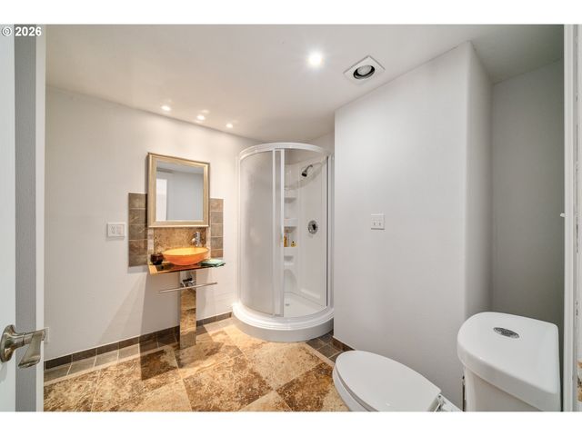 1000 S KING St, Seaside, OR 97138