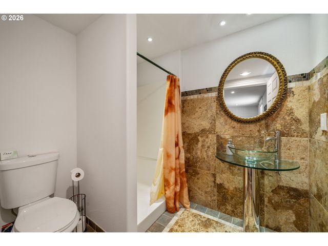 1000 S KING St, Seaside, OR 97138