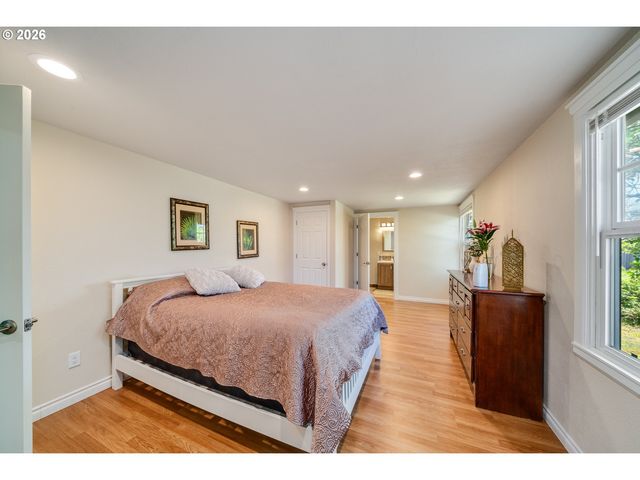 1000 S KING St, Seaside, OR 97138