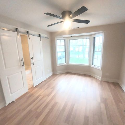 617 Yale Lane 617, Island Lake, IL 60042