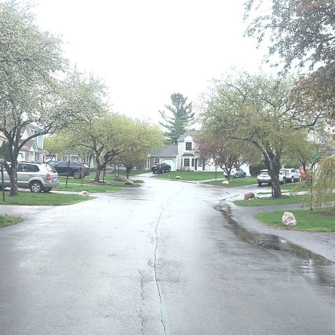 617 Yale Lane 617, Island Lake, IL 60042